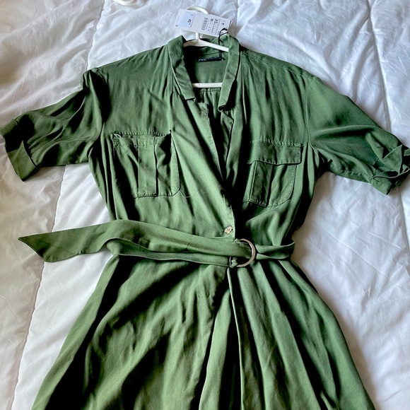 Zara Forest Green Dress - Picture 1 of 5
